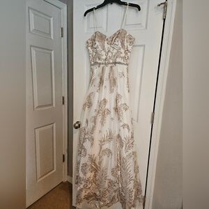White and gold Cachet prom/wedding dress, size 6, rhinestone tone belt attached